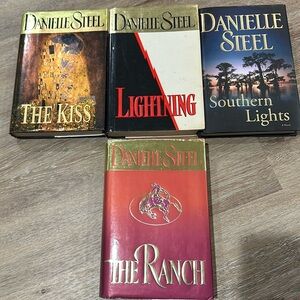 Set of 4 Danielle steel hardbound books. See description